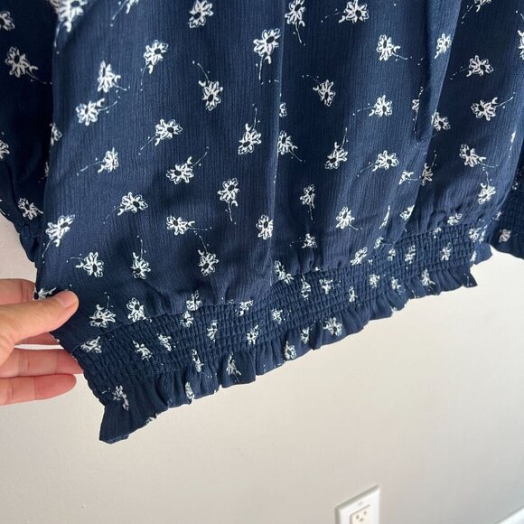 Blu Pepper Plus Smocked Cold Shoulder Top 2XL Navy White Floral - Picture 4 of 8